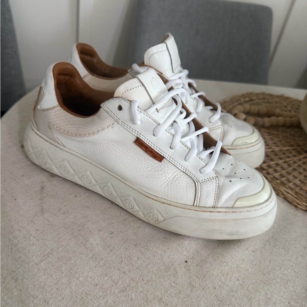 Tory Burch Ladybug Sneaker Woman’s Size 9 White Leather Lowtop Double logo